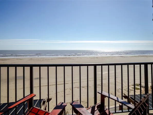 11945 Termini San Luis Pass Rd APT 202, Galveston, TX 77554