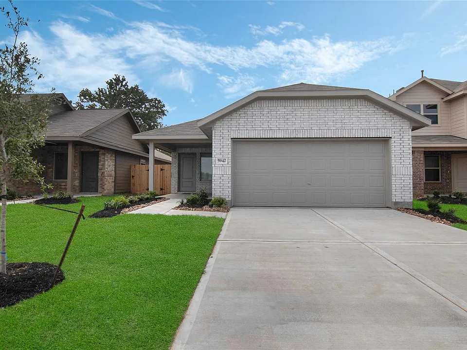 5942 Morning Fern Ln