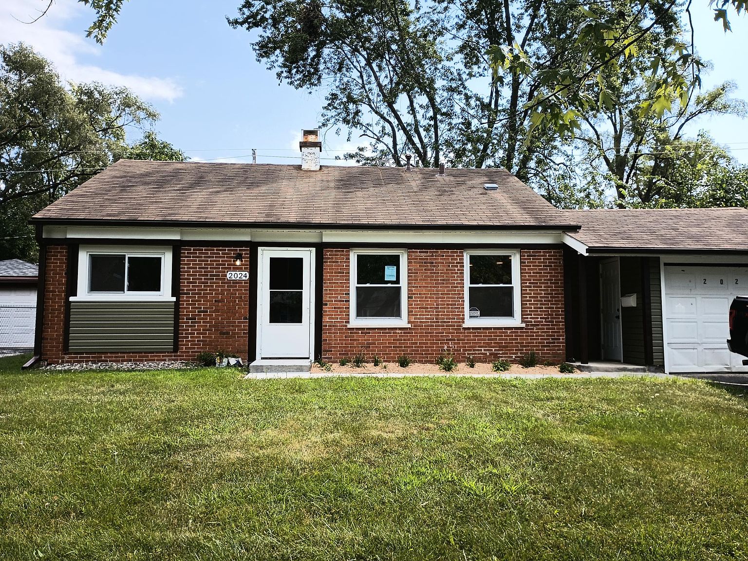 2024 218th St, Sauk Village, IL 60411 Zillow
