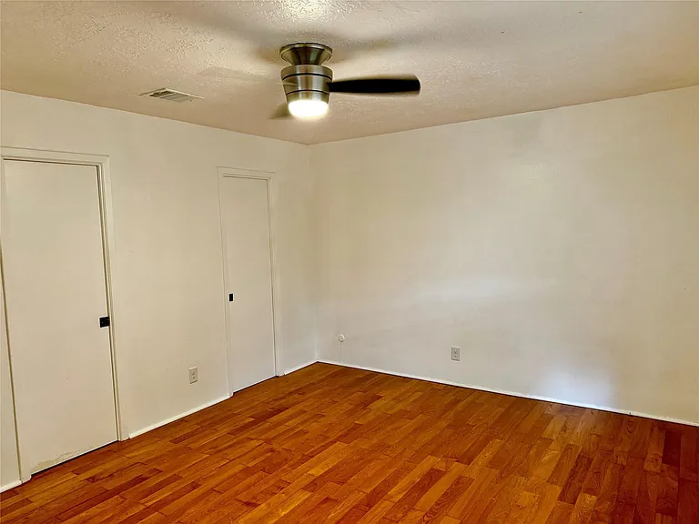 7015 Pyron Way — Photo 11