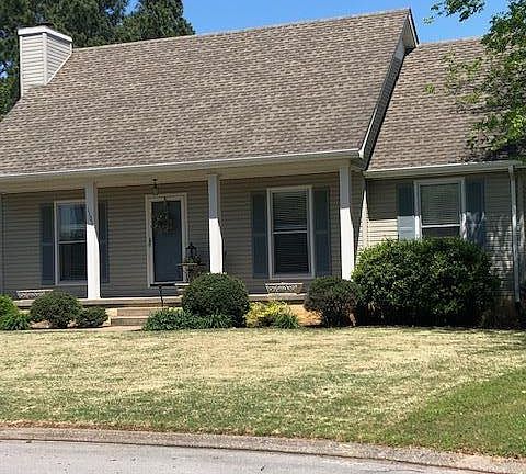 3rd image of 1106 E Rye Ct