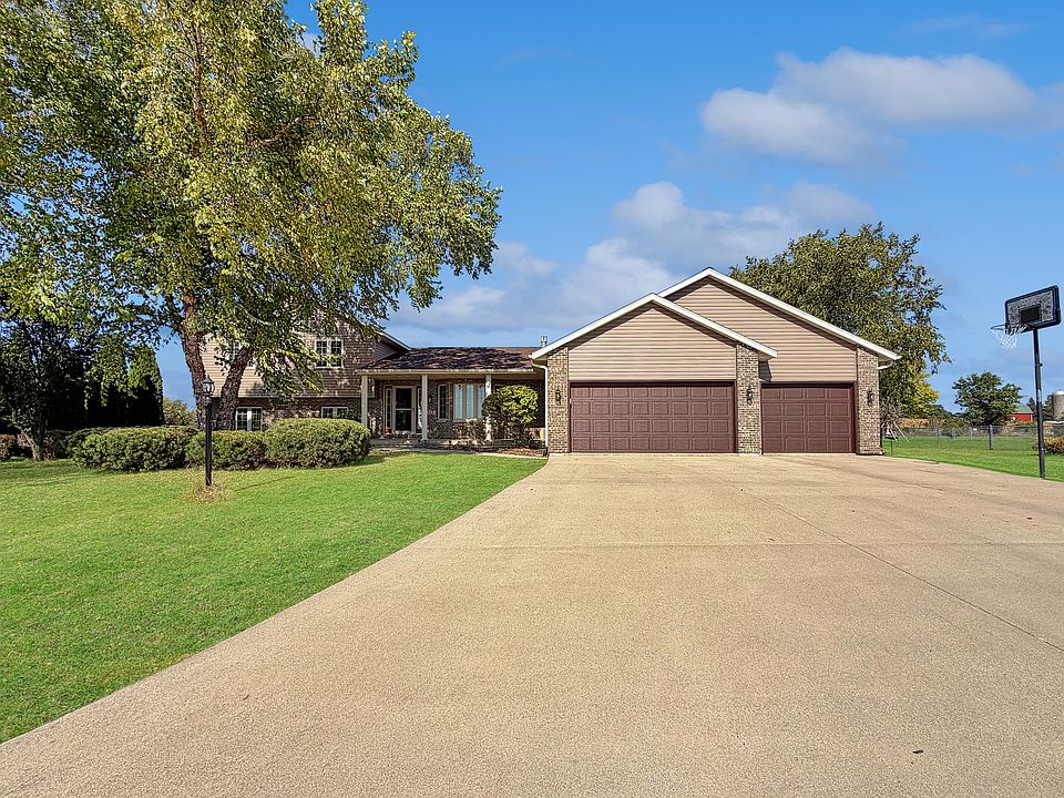 1st image of 433 Bostian Ct