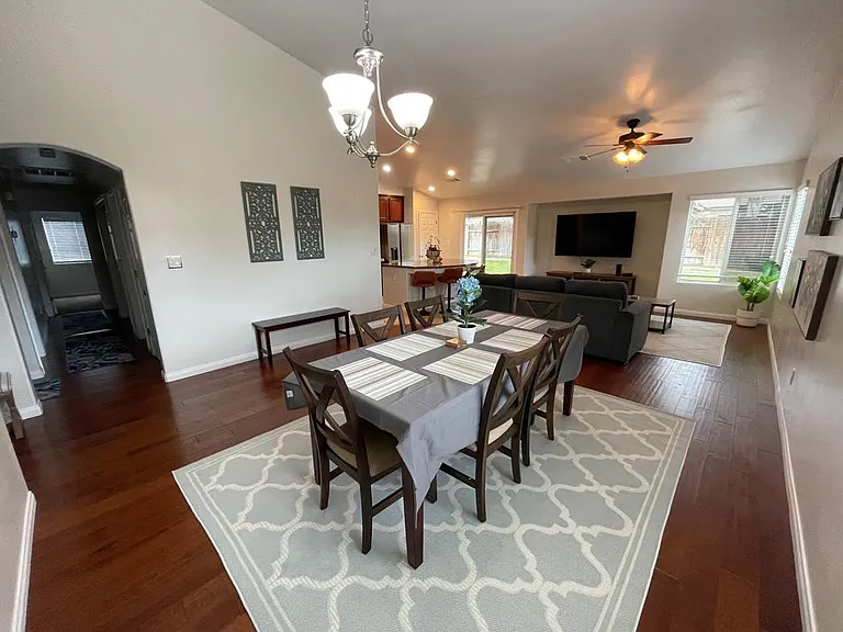 13402 Boyd Lake Dr — Photo 6