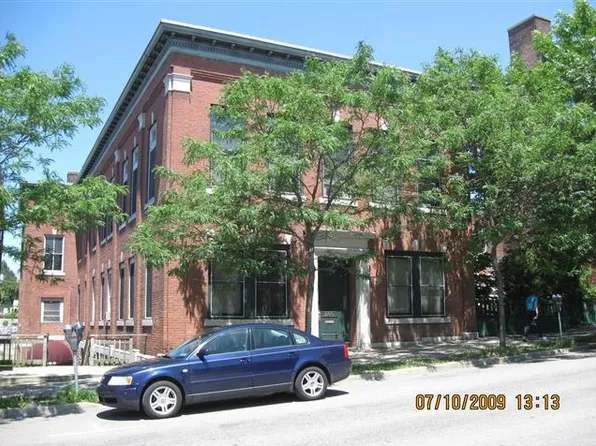 252-260 College Street, Burlington, VT 05401