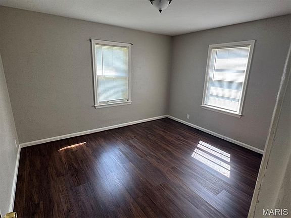 4th image of 149 Becker Dr