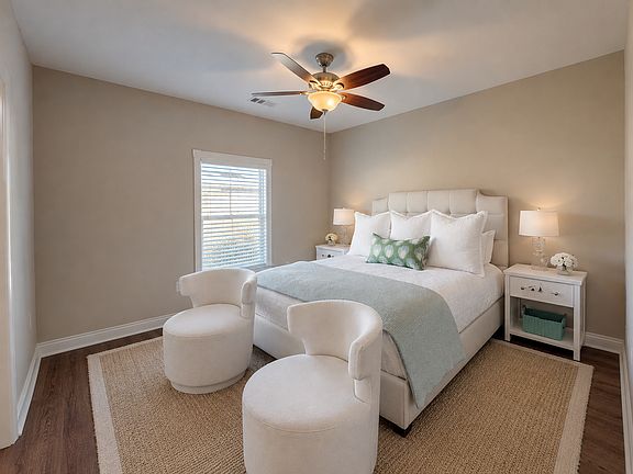 4th image of 216 Waybill Cir