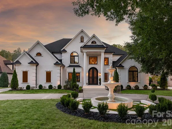 1704 Funny Cide Dr, Waxhaw, NC 28173