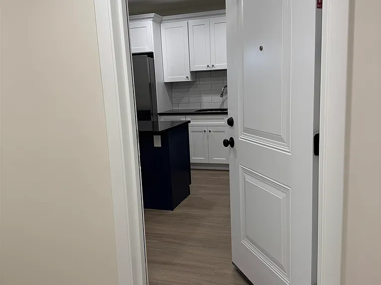 188 Heckel St #1 — Photo 11