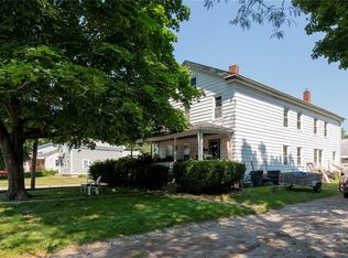 19 Pleasant St, Westerly, RI 02891