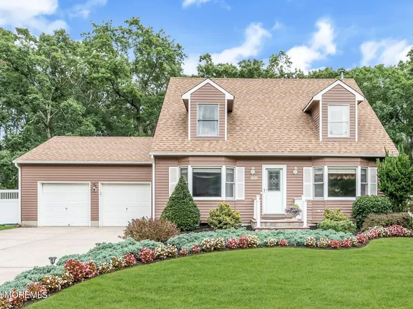 191 Edgemere Court, Toms River, NJ 08755