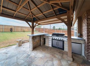 8316 Bonanza St, Aubrey, TX 76227