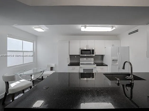 The Greens At Doral Condo — Photo 4