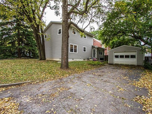 2nd image of 4474 N Central Ave