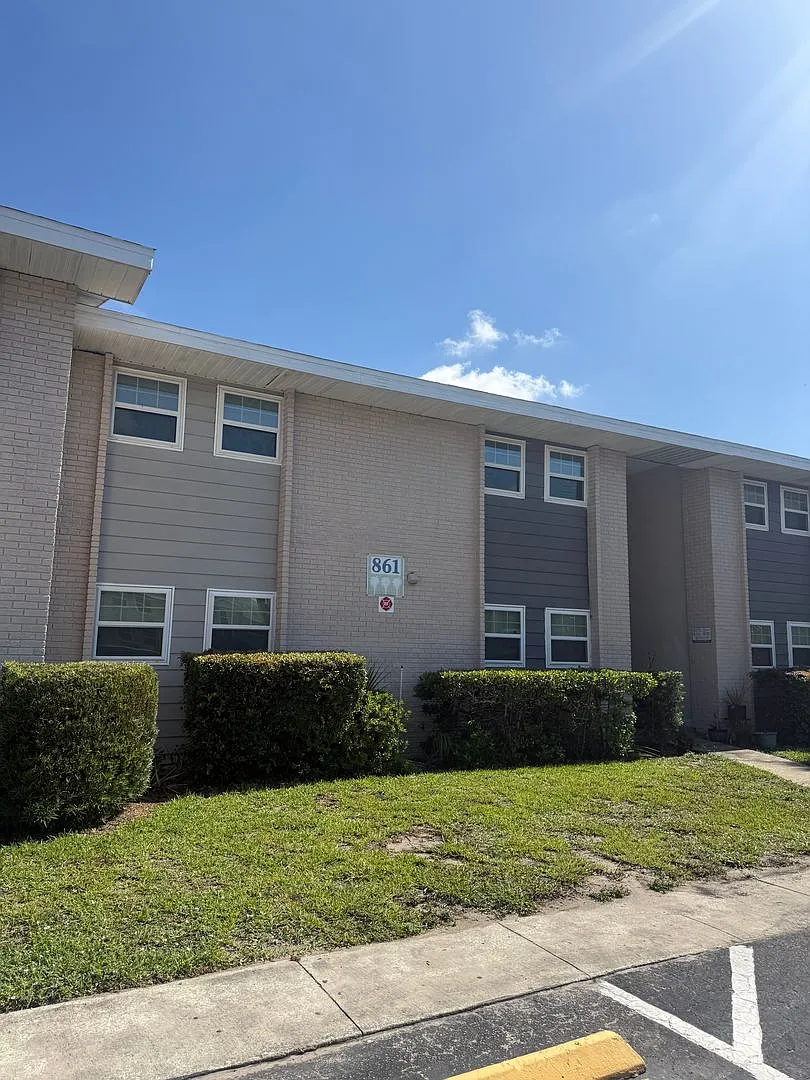 Spacious Condo in Las Palmas @ Sand Lake in Orlando — Photo 2