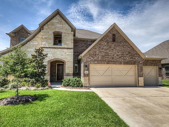 2nd image of 843 Coastal Ct