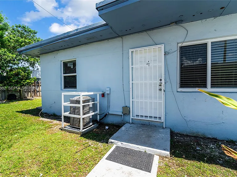 22300 SW 117th Ave #4 — Photo 23