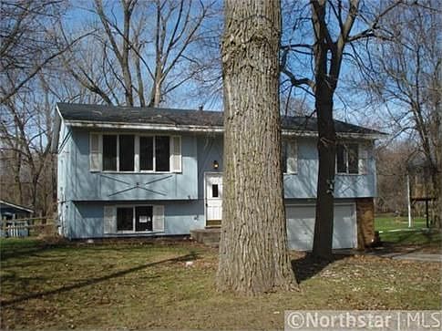1st image of 1544 Goodview Ave N