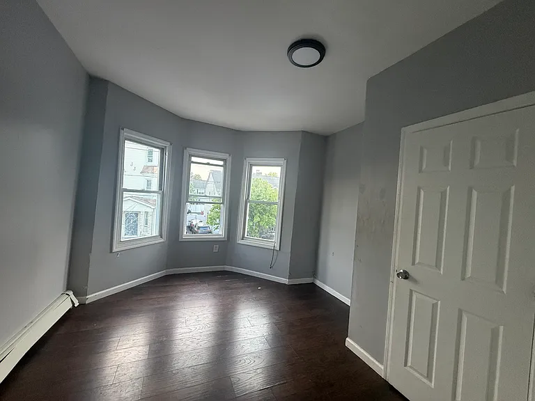 488 S 12th St #2 — Photo 3