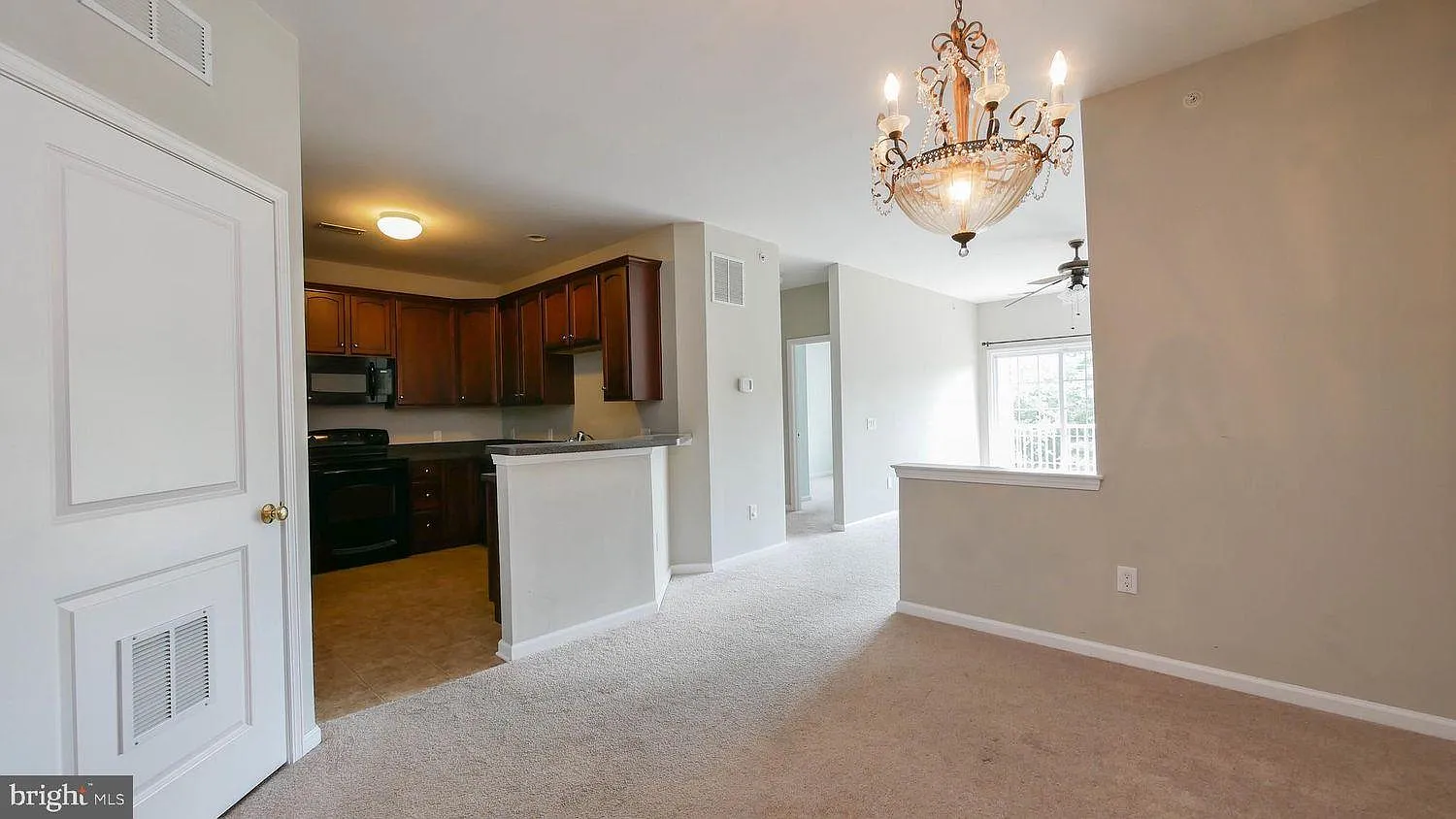 808 Van Gogh Ct — Photo 3
