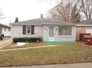 2014 Russet St, Racine, WI 53405