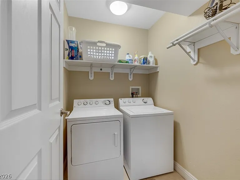 3225 Mountain Spring Rd — Photo 16