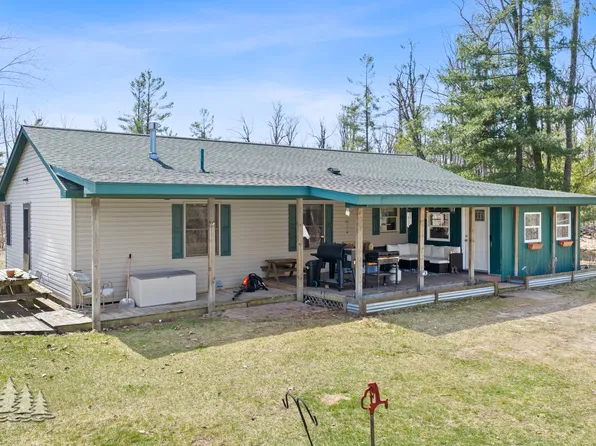 1601 Allard Acres Trl, Johannesburg, MI 49751