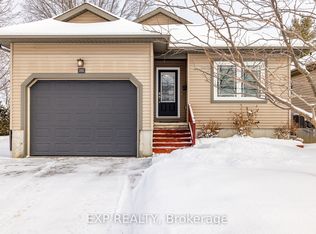 193 Napoleon St, Carleton Place, ON K7C 2W8