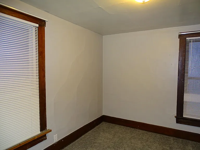 127 Burley St — Photo 17