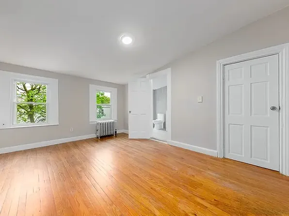 135 Quincy Street image 1 of 5