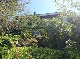 9010 43rd Pl SW, Seattle, WA 98136