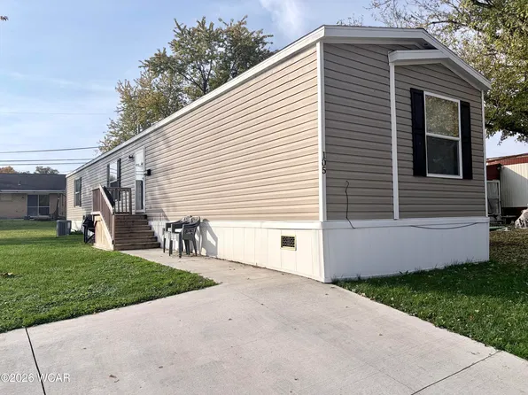 105 Robin Dr, Lima, OH 45805