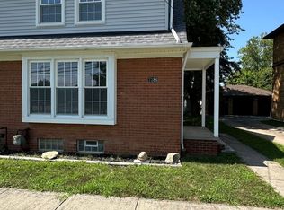 7388 Pearl Rd, Middleburg Heights, OH 44130