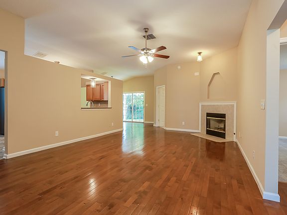 4th image of 1142 Ardmore St
