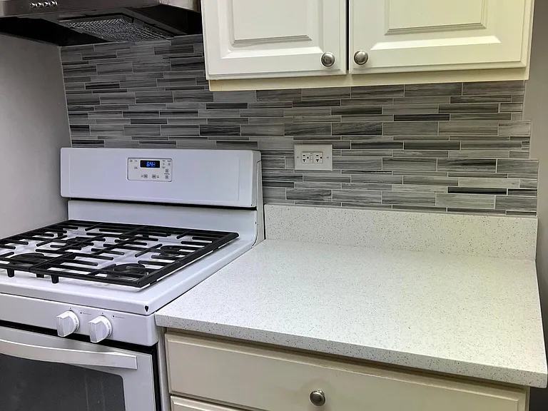 258 E Bailey Rd #H — Photo 5