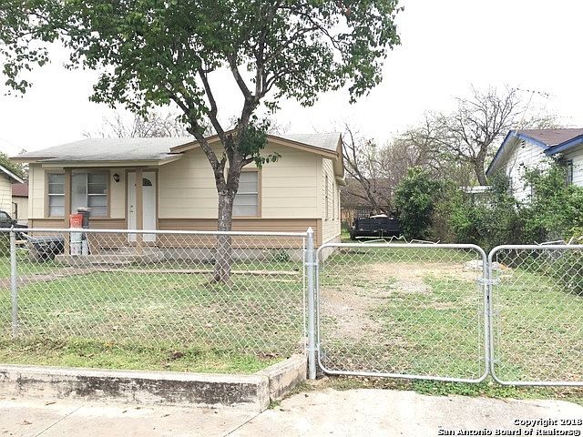 1st image of 407 Vickers Ave