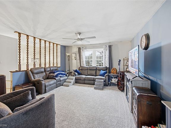 3rd image of 4534 Foresthill Rd