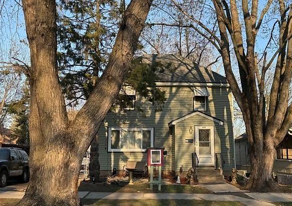 2nd image of 330 Toronto St