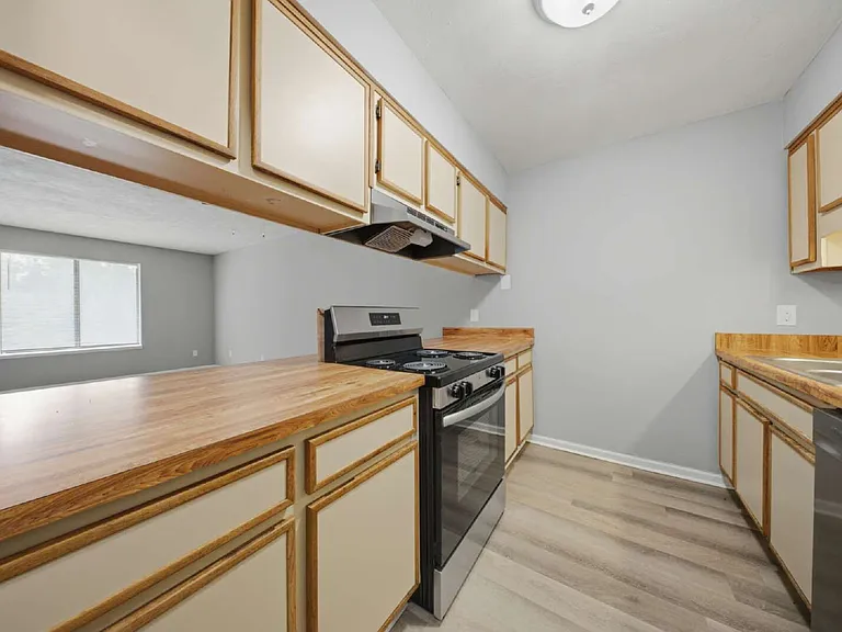 1824 Seay Ct — Photo 15