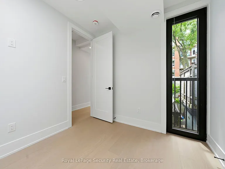 21 Belmont St #2 — Photo 12