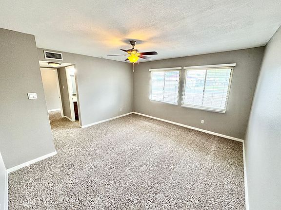 5th image of 1057 E Frost Dr
