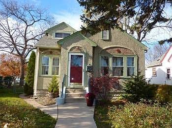 3rd image of 4341 Vincent Ave N