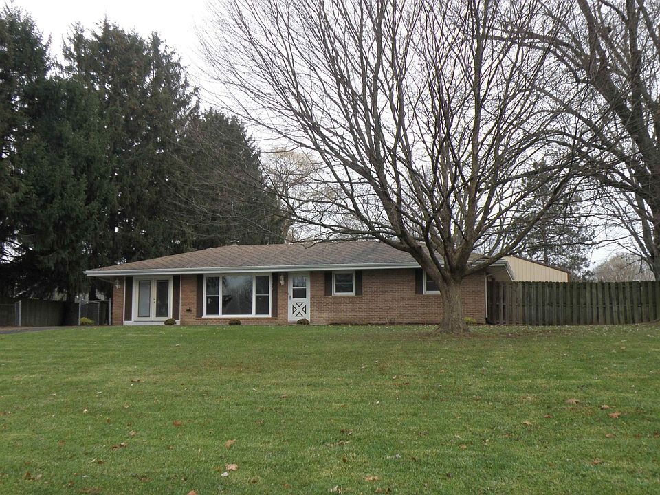 1st image of 59816 Lynn Dr
