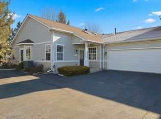 13476 Michigan Ave, Huntley, IL 60142