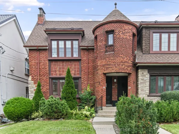 121 Braemar Ave, Toronto, ON M5P 2L3