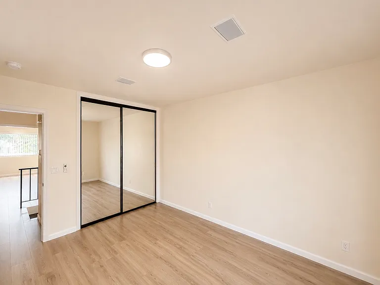 Upstairs Bedroom 1