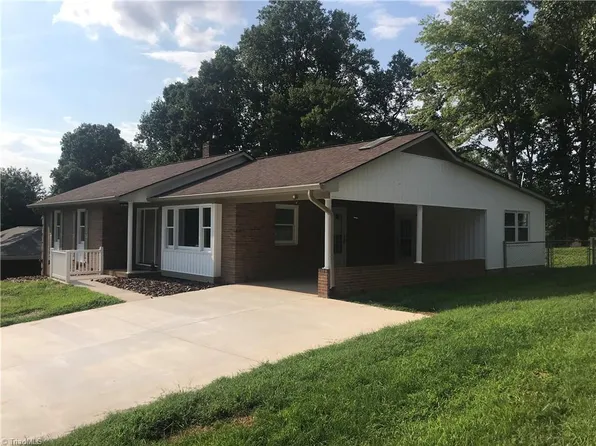 1504 Laurel Rd, Wilkesboro, NC 28697