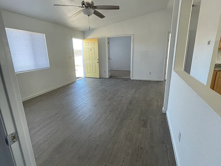 10324 S Highway 69 — Photo 2