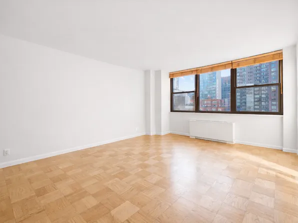 225 East 36th Street image 1 of 19