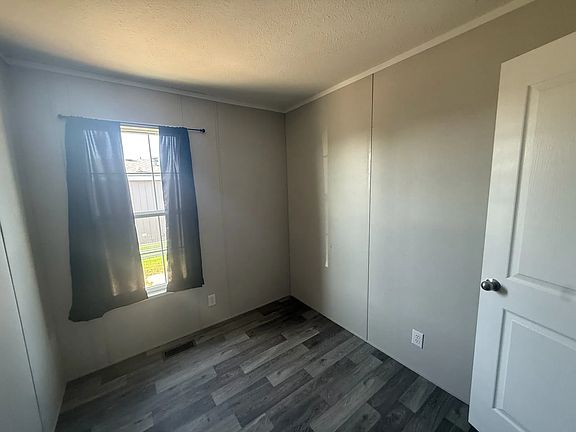 5th image of J10 Meadows Ct