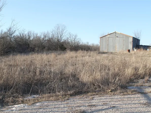 11 Highway, Skiatook, OK 74070